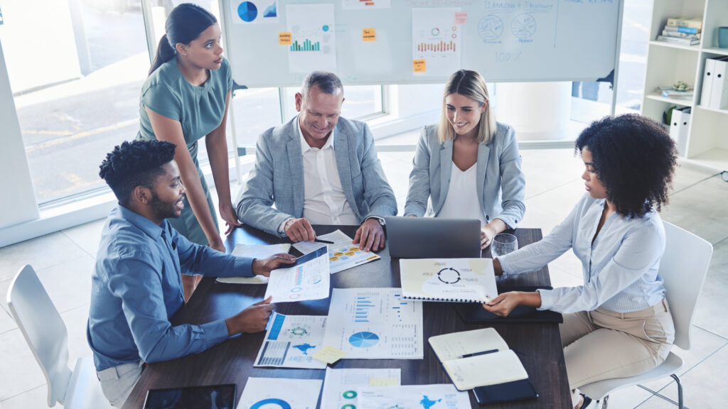 data quality vs data governance image